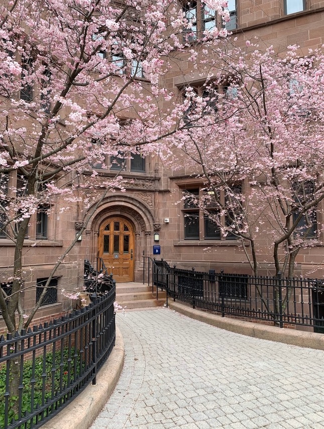 Mark Alden Branch ’86